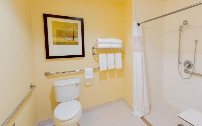 Hampton Inn and Suites Riverside Corona East