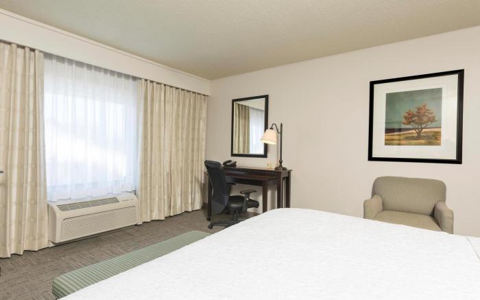 Hampton Inn & Suites Hartford-Manchester