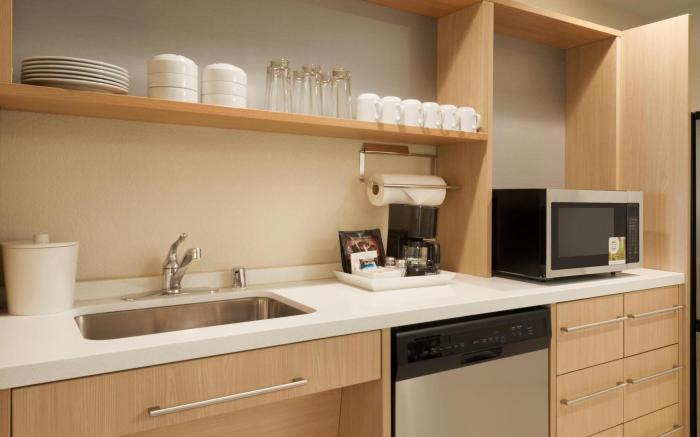 Home2 Suites by Hilton Milwaukee Brookfield