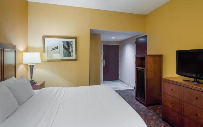 Larkspur Landing Select Carlisle