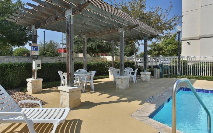 Hampton Inn and Suites Schertz