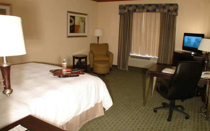 Hampton Inn & Suites Corpus Christi I-37 - Navigation Blvd.