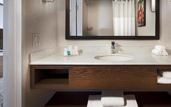Hilton Garden Inn Montreal Airport