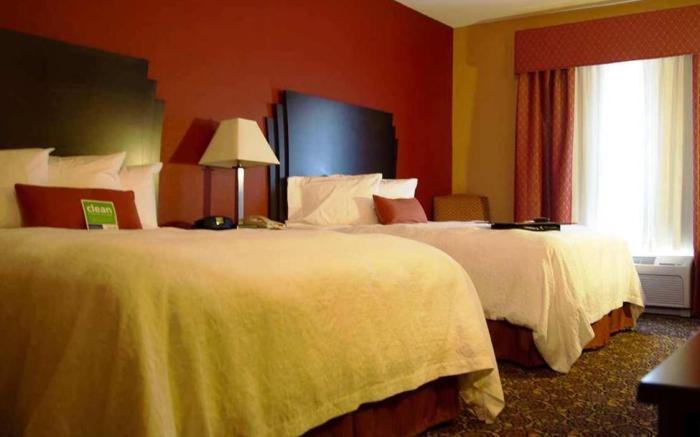 Hampton Inn and Suites Dallas DeSoto