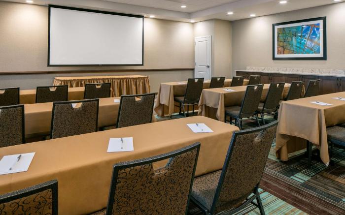 Hampton Inn & Suites Mason City