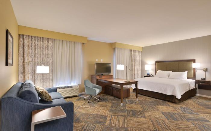 Hampton Inn and Suites Chippewa Falls