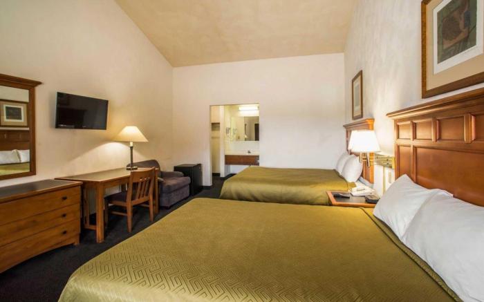 SureStay Hotel by Best Western Greenville