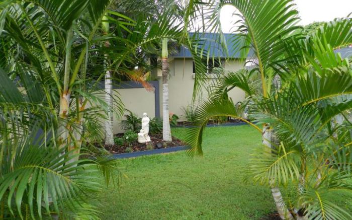 Golden Palms Motor Inn
