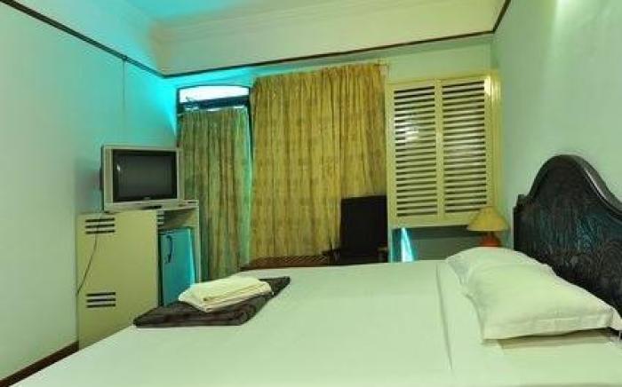 Sree Visakh Hotel