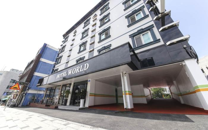 Chuncheon World Hotel