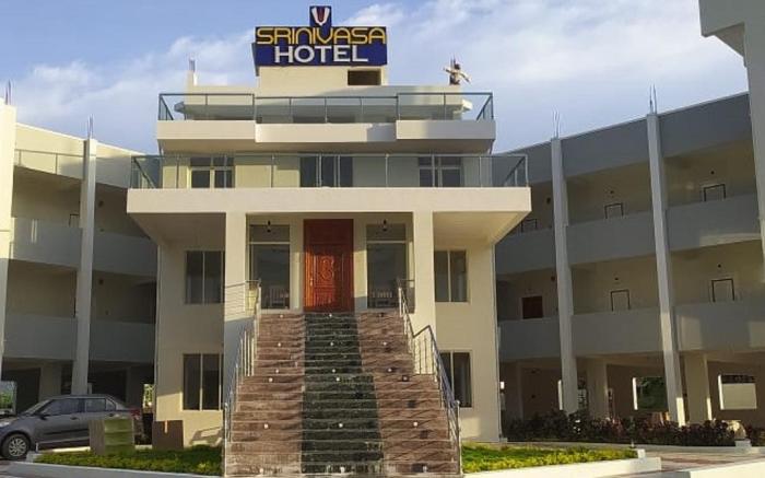 Srinivasa Hotel, near Srinivasa Mangapuram Temple, Tirupati