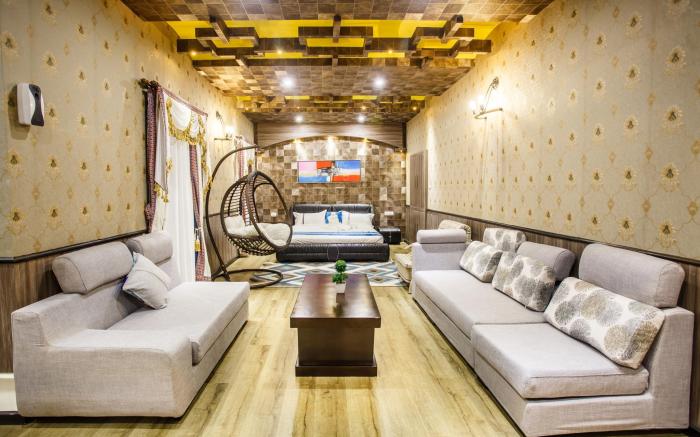 Royal Empire Boutique Hotel