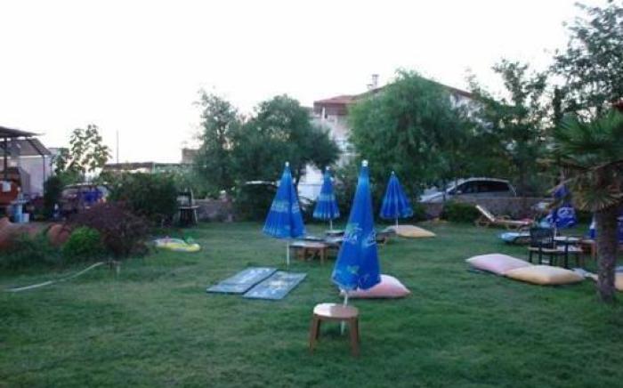 Ezer Hotel