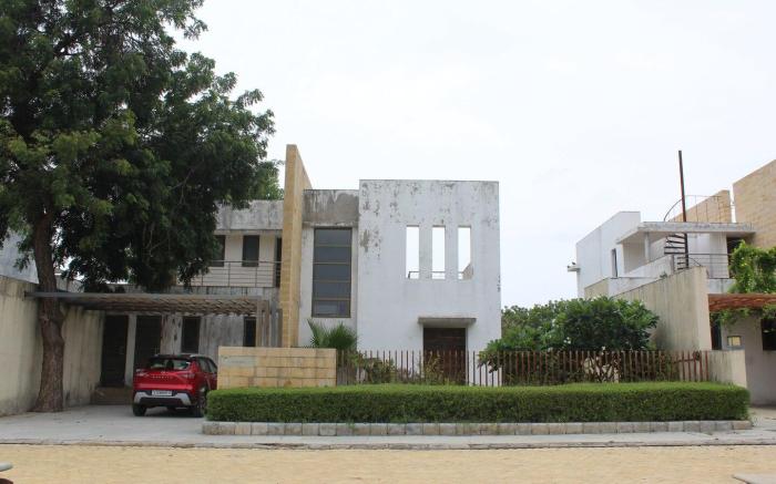 Saarus 17 - Farm Stay Villa @ Kensville Golf Club,