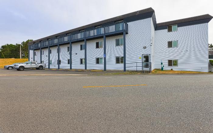 Coastal Inn by OYO Lincoln City - Oregon Coast Hwy