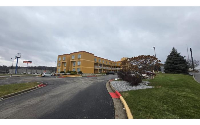 Copley Inn & Suites By OYO Akron OH