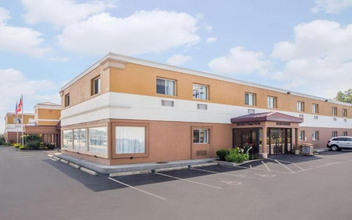 Fairbridge Inn Express Williamsville