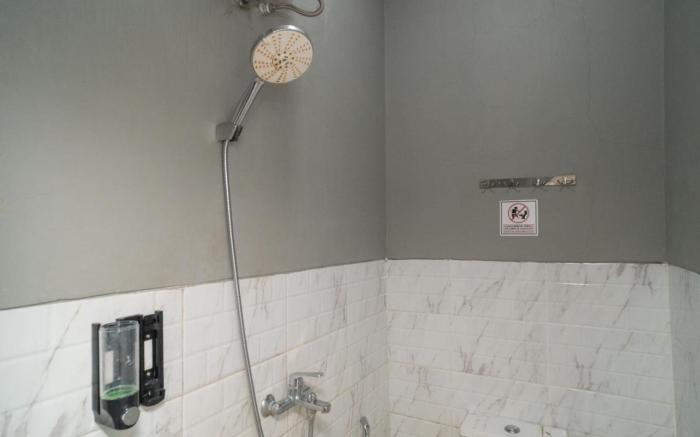 Yayah Rooms Bogor Syariah Mitra RedDoorz
