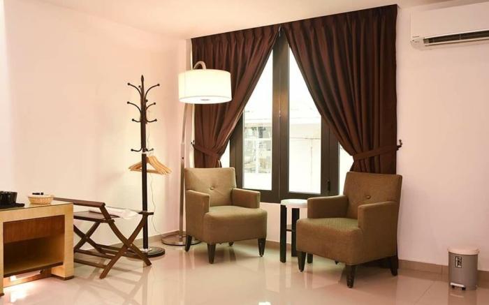 JOVIAL  Boutique Private Room 4PAX @KAMPUNGBARU