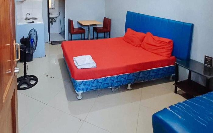 RedDoorz @ V-Cat Apartelle Sampaloc Manila