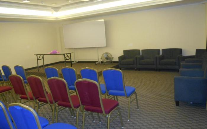 Sai Villa Hotel Near Klia & Klia2
