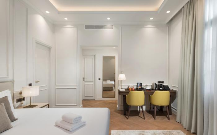 The Residence Aiolou Hotel & Spa