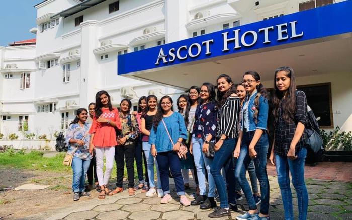 Ascot Hotel
