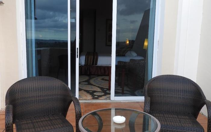 Crown Vista Batam Hotel