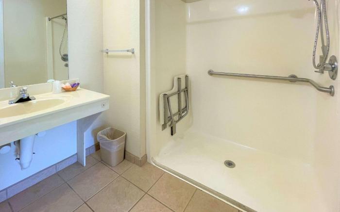 Rodeway Inn Sandersville