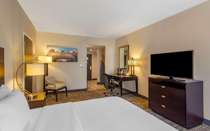 Best Western Plus Dalton Inn