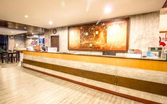 B2 Mahidol Boutique & Budget Hotel