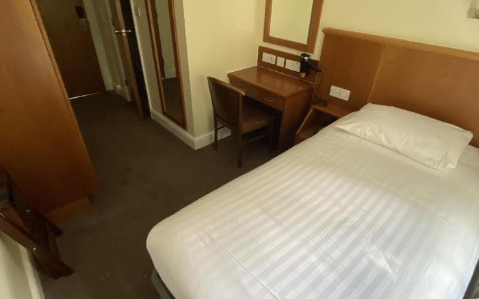Orchard Hotel