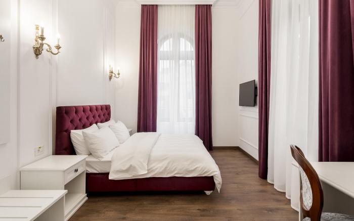 Hotel Lahovary Palace