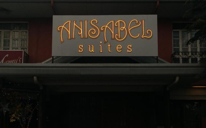 RedDoorz Premium @ Anisabel Suites Davao City