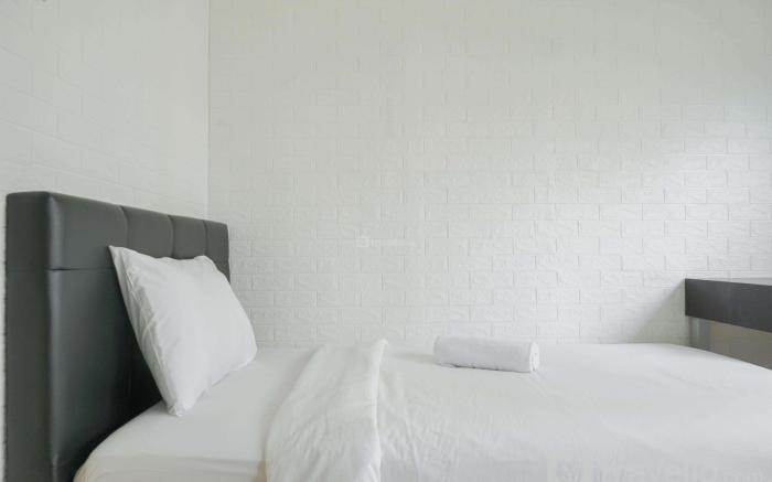 Best Location 2BR at The Wave Kuningan By Travelio