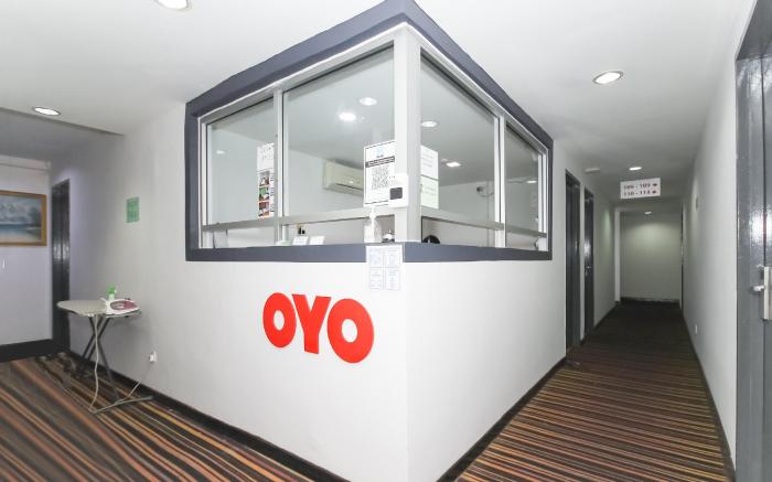 SUPER OYO 90345 Tm Hotel