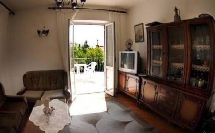 Aida Apartments and Rooms for couples and families FREE PARKING
