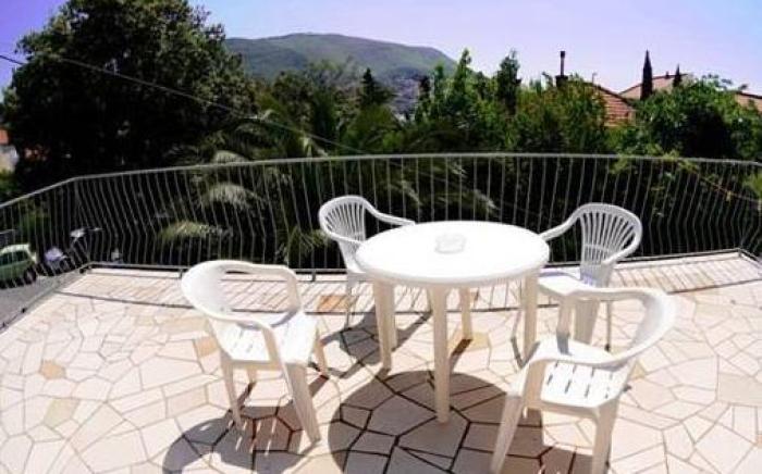 Aida Apartments and Rooms for couples and families FREE PARKING