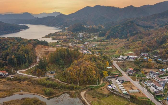 Gapyeong Cheongchun Glamping & Caravan