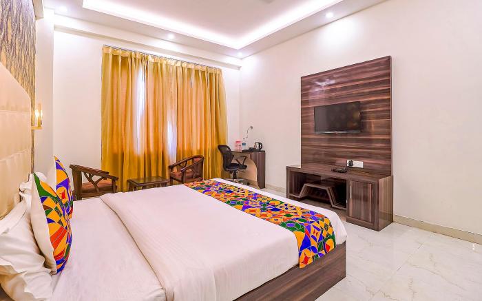 FabHotel Swess Grand