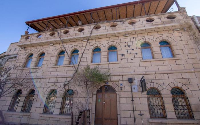 Center Cave Hostel