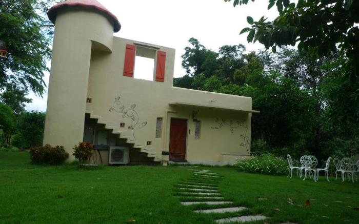 Hi - Scene Resort