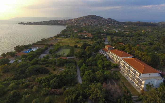 Delfinia Hotel & Bungalows
