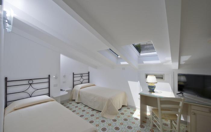 Albadamare Boutique Hotel