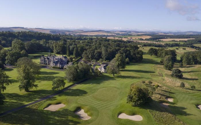 SCHLOSS Roxburghe Hotel