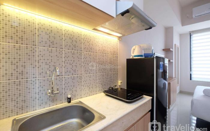 Good Studio at Evenciio Apt Margonda By Travelio