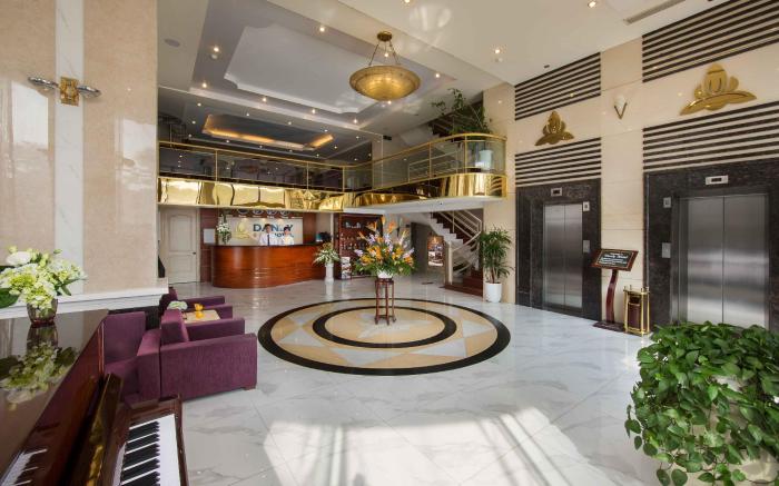 Danly Hotel