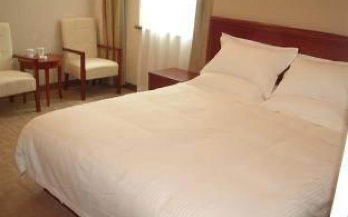GreenTree Inn Jining Wenshang Baoxiang Temple Express Hotel