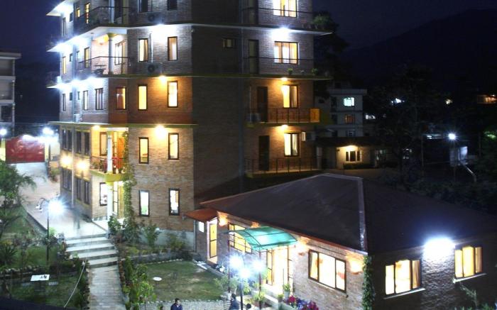 Royal Astoria Hotel