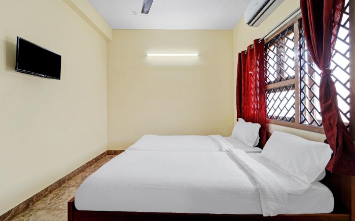 Collection O Senthamizh Residency